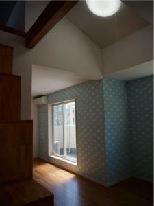 静岡　ドア　オリジナル　ヤマヨシホーム　吹抜け　設計　オクシズ　杉　桧　塗り壁　無垢　リフォーム