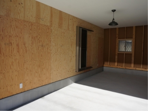 静岡　ヤマヨシホーム　吹抜け　設計　オクシズ　杉　桧　塗り壁　無垢　リフォーム
